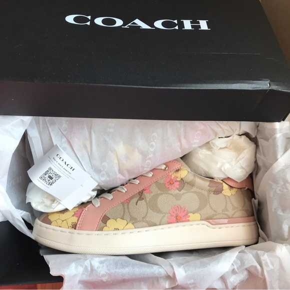 🌸 Coach Clip Low Top Sneaker In Signature Canvas With Floral Print - Picture 12 of 15